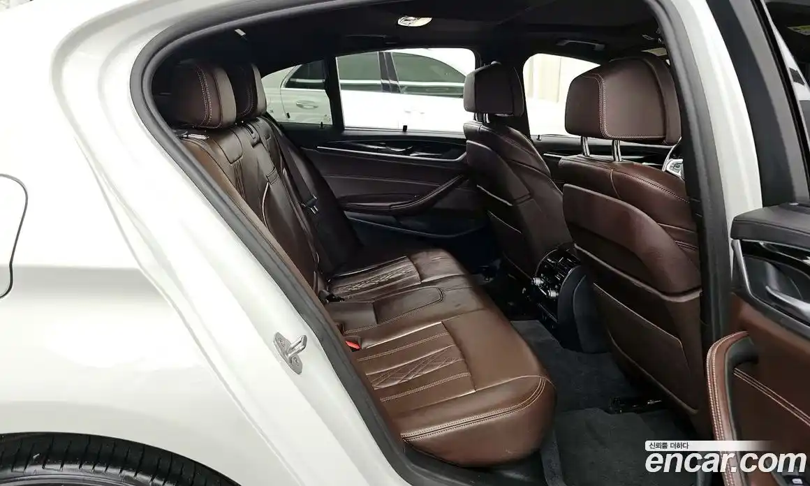 BMW 5 серия 2018 2.0 автомат (гидро), фото 18