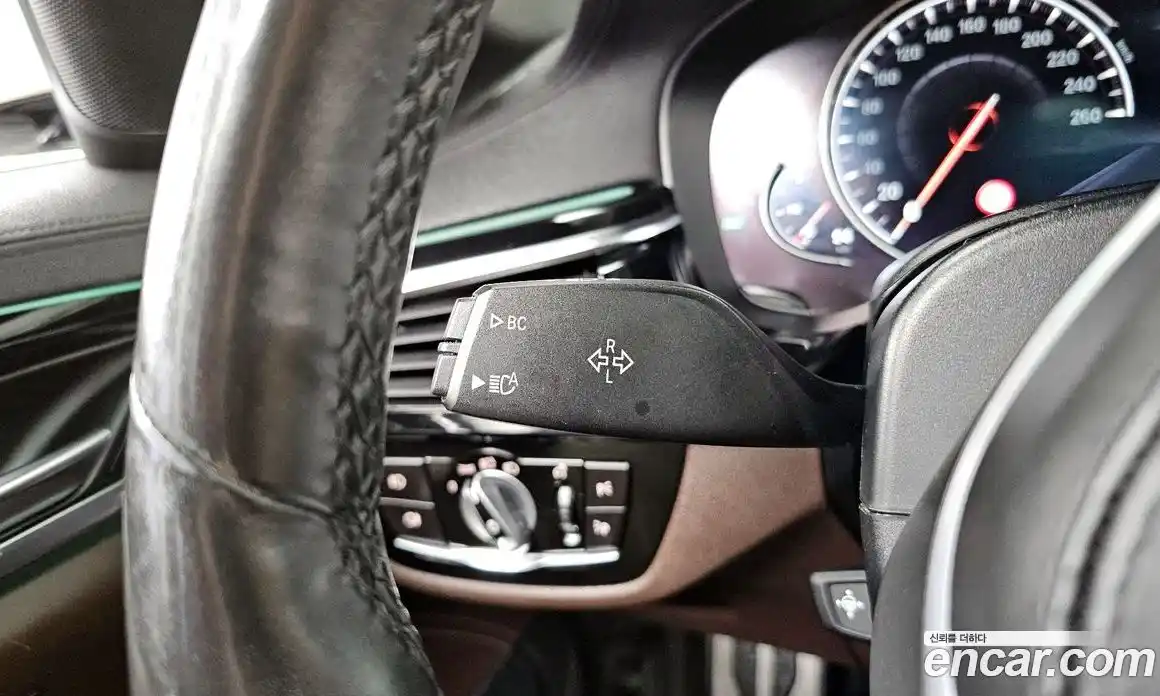 BMW 5 серия 2018 2.0 автомат (гидро), фото 31