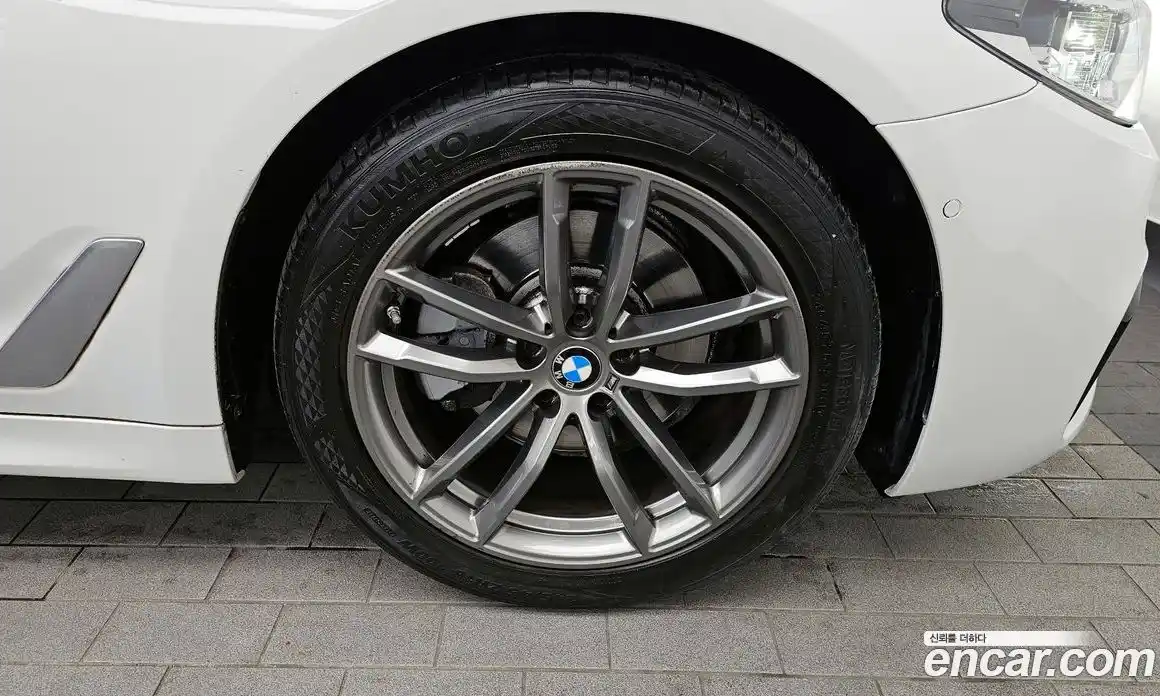 BMW 5 серия 2018 2.0 автомат (гидро), фото 7