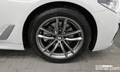 BMW 5 серия 2018 2.0 автомат (гидро), миниатюра 7