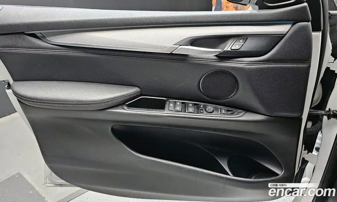 BMW X5 2018 3.0 автомат (гидро), фото 14