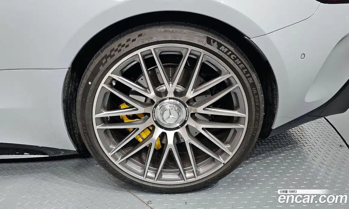 Mercedes-Benz AMG GT 2025 4.0 гидро, фото 7 Mercedes-Benz AMG GT 2025 4.0 гидро, фото 7
