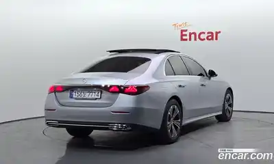 Mercedes-Benz E-Class 2025 2.0 автомат (гидро), миниатюра 2