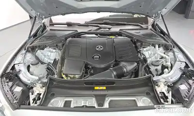 Mercedes-Benz E-Class 2025 2.0 автомат (гидро), миниатюра 6