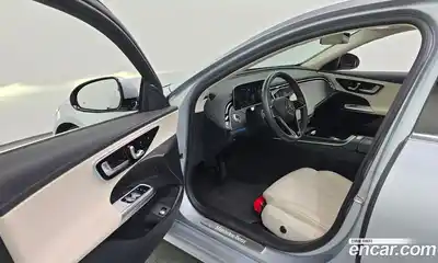 Mercedes-Benz E-Class 2025 2.0 автомат (гидро), миниатюра 10