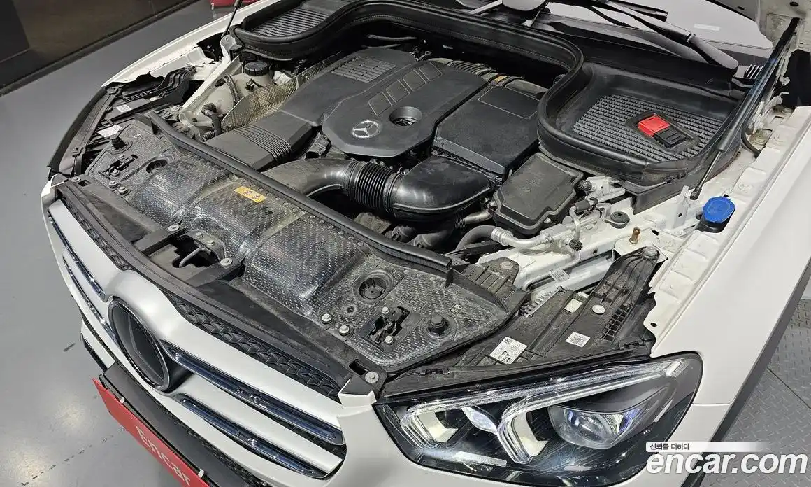 Mercedes-Benz GLE-Class 2023 2.0 гидро, фото 6 Mercedes-Benz GLE-Class 2023 2.0 гидро, фото 6
