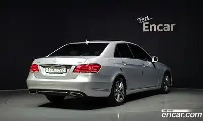 Mercedes-Benz E-Class 2013 2.1 автомат (гидро), миниатюра 2
