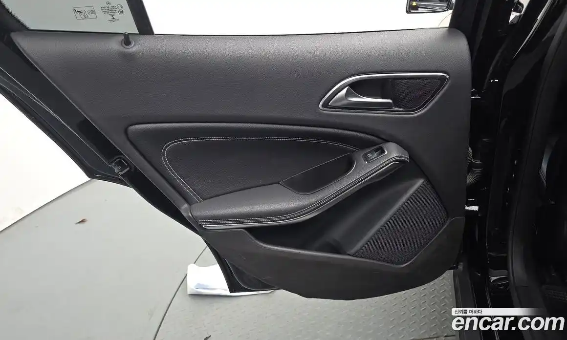 Mercedes-Benz GLA-Class 2018 2.0 гидро, фото 14 Mercedes-Benz GLA-Class 2018 2.0 гидро, фото 14