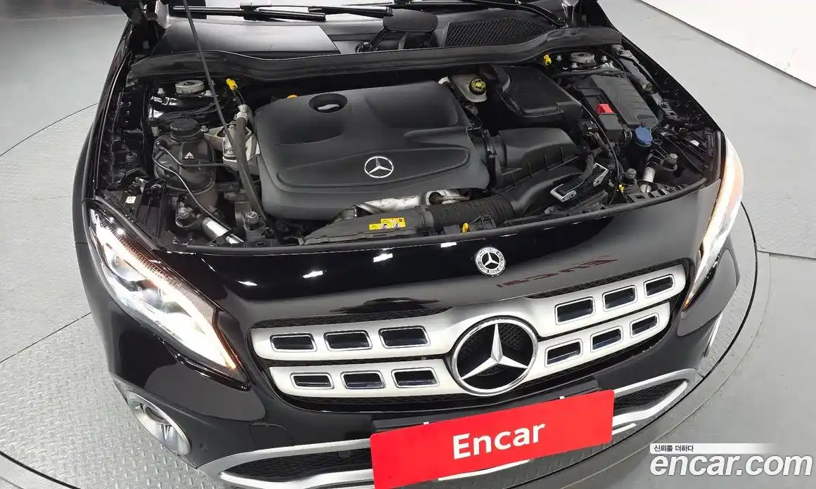 Mercedes-Benz GLA-Class 2018 2.0 гидро, фото 5 Mercedes-Benz GLA-Class 2018 2.0 гидро, фото 5