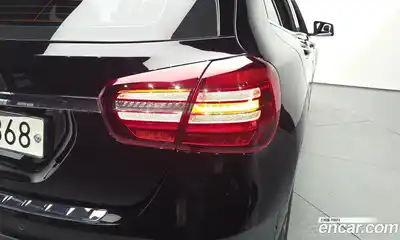 Mercedes-Benz GLA-Class 2018 2.0 гидро, миниатюра 8 Mercedes-Benz GLA-Class 2018 2.0 гидро, миниатюра 8