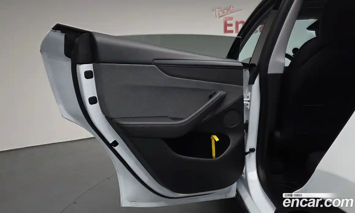 Tesla Model Y 2025 0.2 гидро, фото 14