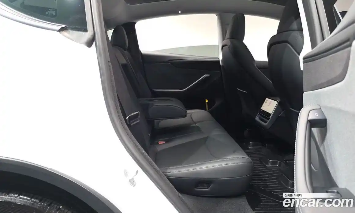 Tesla Model Y 2025 0.2 гидро, фото 16