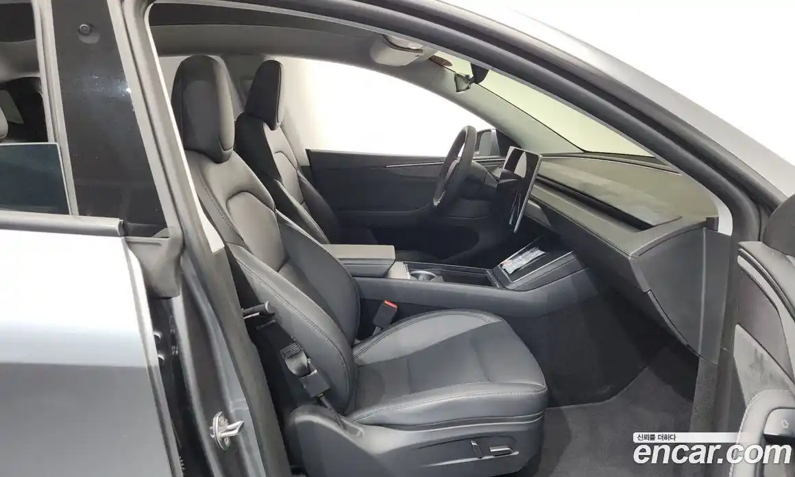 Tesla Model Y 2025 0.2 гидро, фото 16