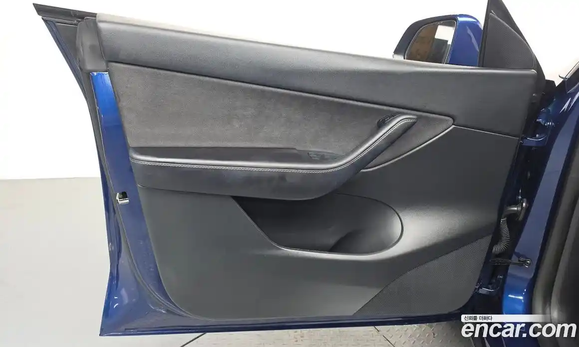 Tesla Model Y 2022 0.2 гидро, фото 14
