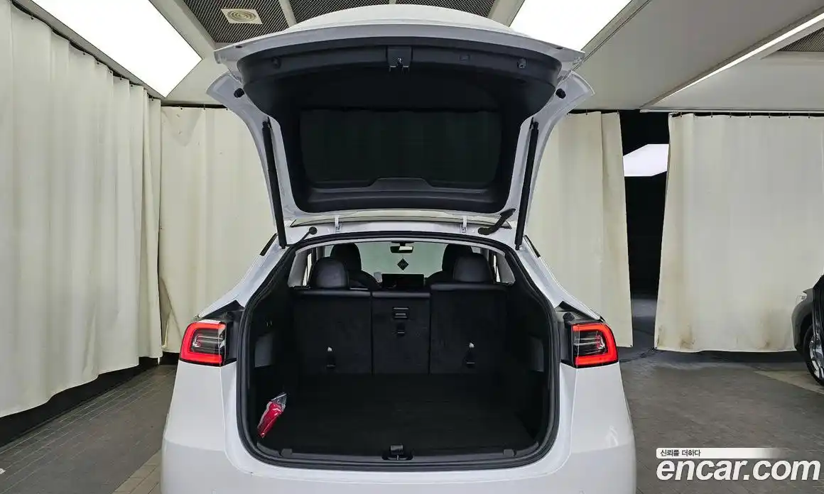 Tesla Model Y 2022 0.2 гидро, фото 26