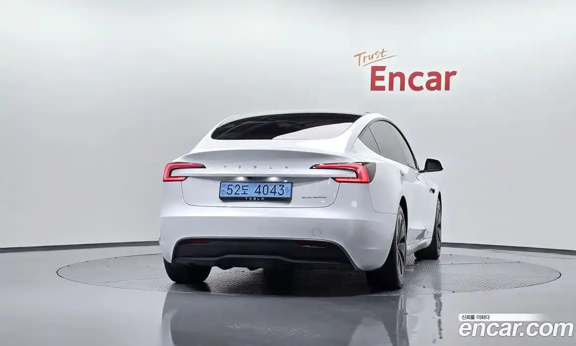 Tesla Model 3 2024 0.2 гидро, фото 3