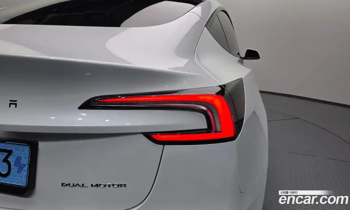 Tesla Model 3 2024 0.2 гидро, фото 8
