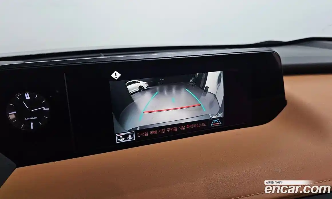 Lexus UX 2019 2.0 гидро, фото 19