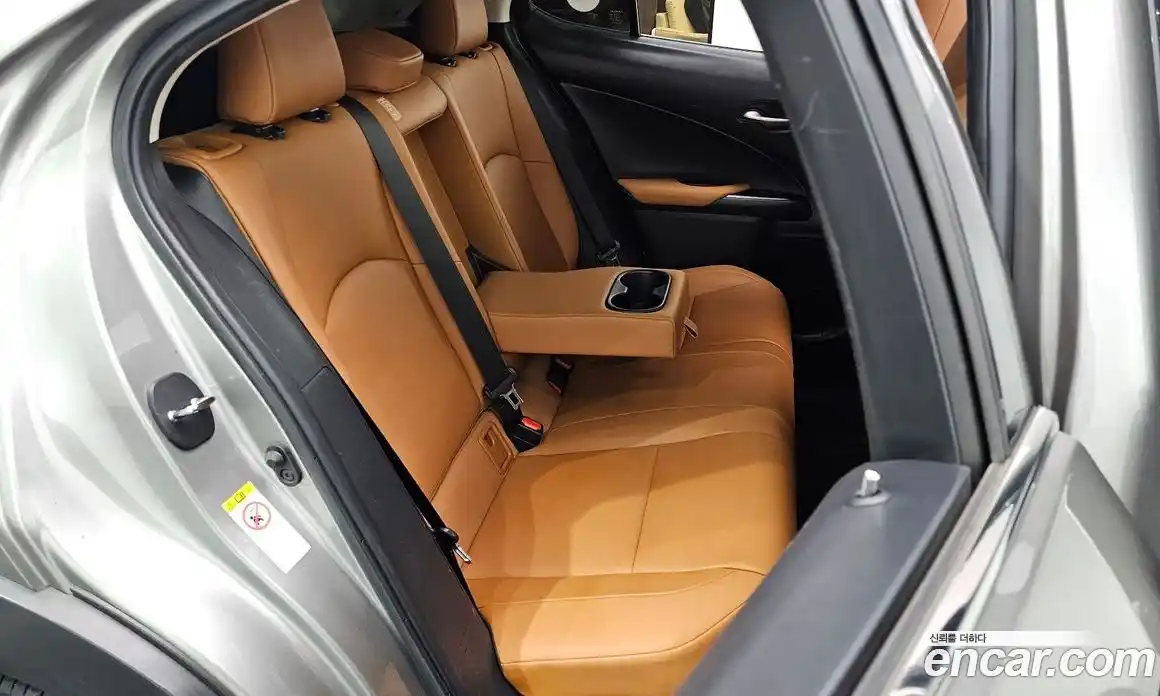 Lexus UX 2019 2.0 гидро, фото 22