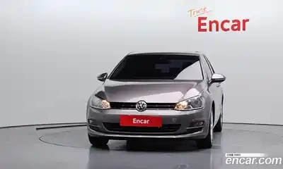 Volkswagen Golf 2013 1.6 автомат (гидро), миниатюра 3