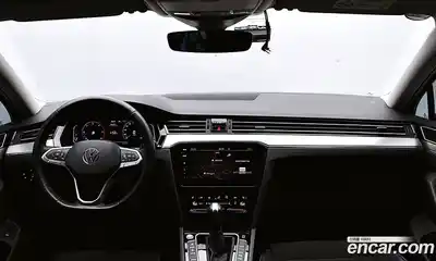 Volkswagen Passat 2021 2.0 автомат (гидро), миниатюра 11