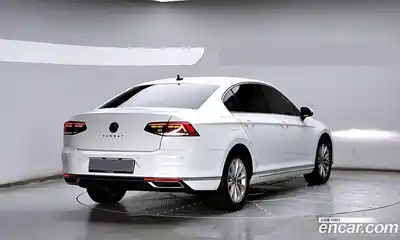Volkswagen Passat 2021 2.0 автомат (гидро), миниатюра 3