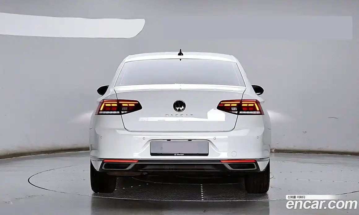 Volkswagen Passat 2021 2.0 автомат (гидро), фото 4