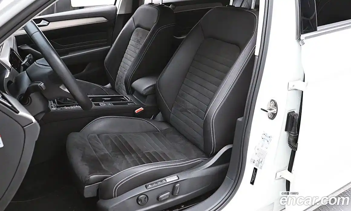 Volkswagen Passat 2021 2.0 автомат (гидро), фото 8