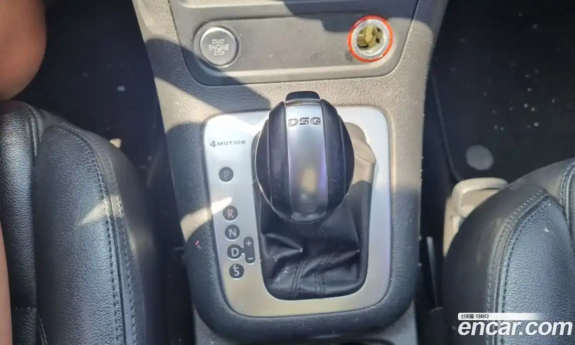 Volkswagen Tiguan 2015 2.0 автомат (гидро), фото 11