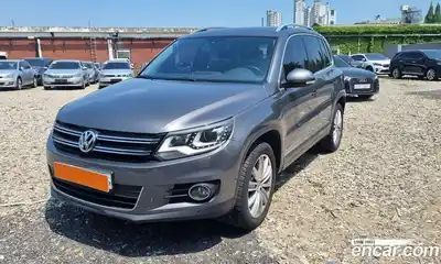 Volkswagen Tiguan 2015 2.0 автомат (гидро), миниатюра 2
