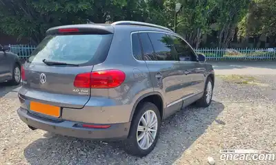 Volkswagen Tiguan 2015 2.0 автомат (гидро), миниатюра 4