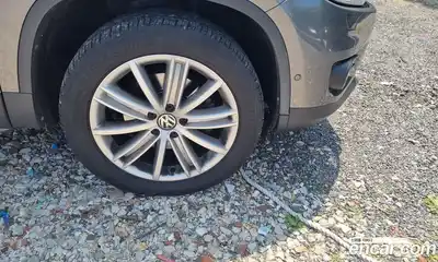 Volkswagen Tiguan 2015 2.0 автомат (гидро), миниатюра 6