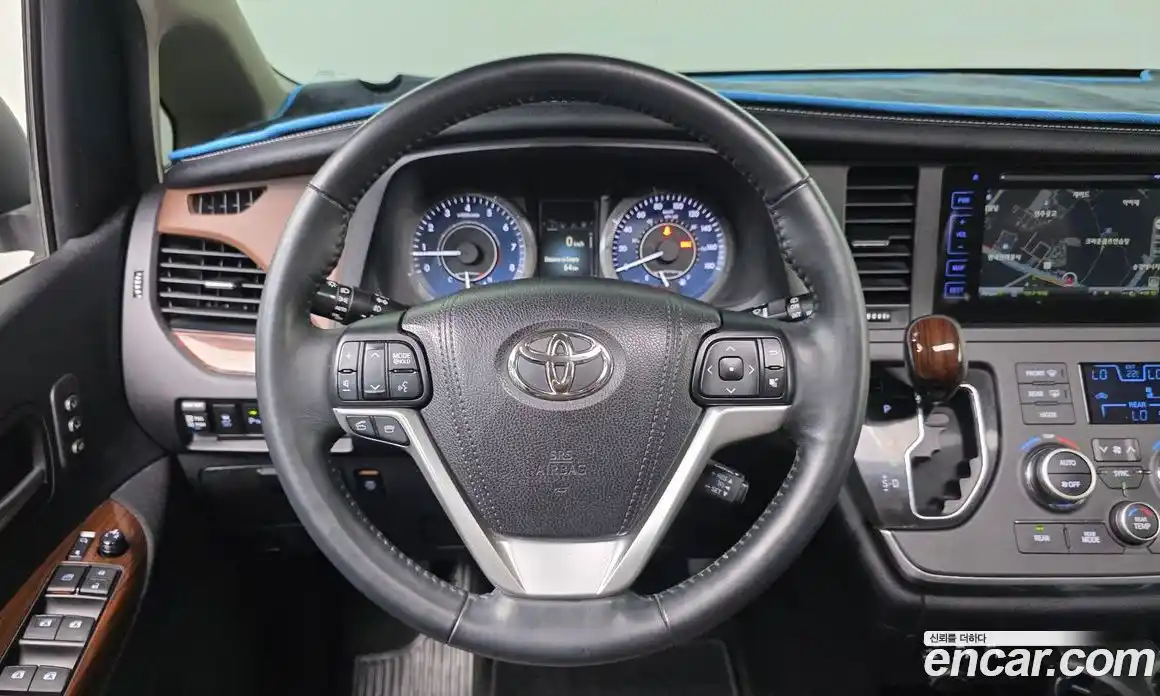 Toyota Sienna 2017 3.5 гидро, фото 14