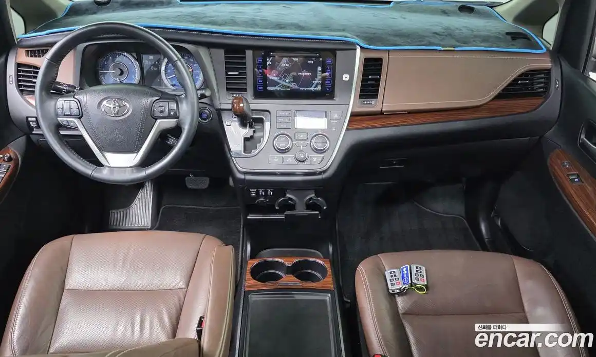 Toyota Sienna 2017 3.5 гидро, фото 7