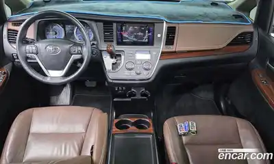 Toyota Sienna 2017 3.5 гидро, миниатюра 7