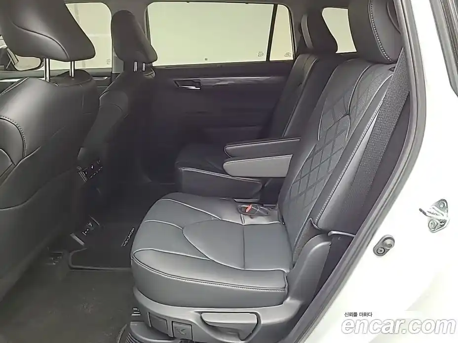 Toyota Highlander 2025 2.5 гидро, фото 11