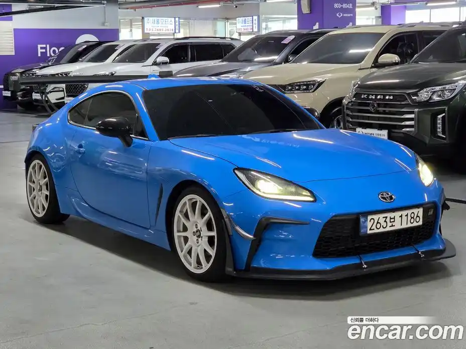 Toyota 86 2024 2.4 механика, фото 2