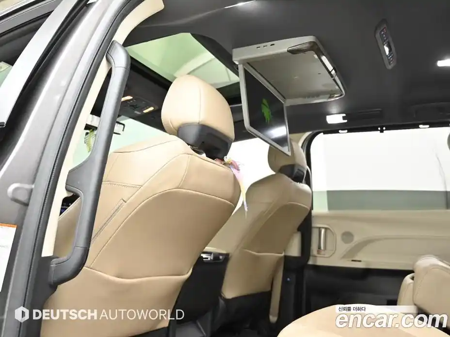 Toyota Sienna 2022 2.5 гидро, фото 18