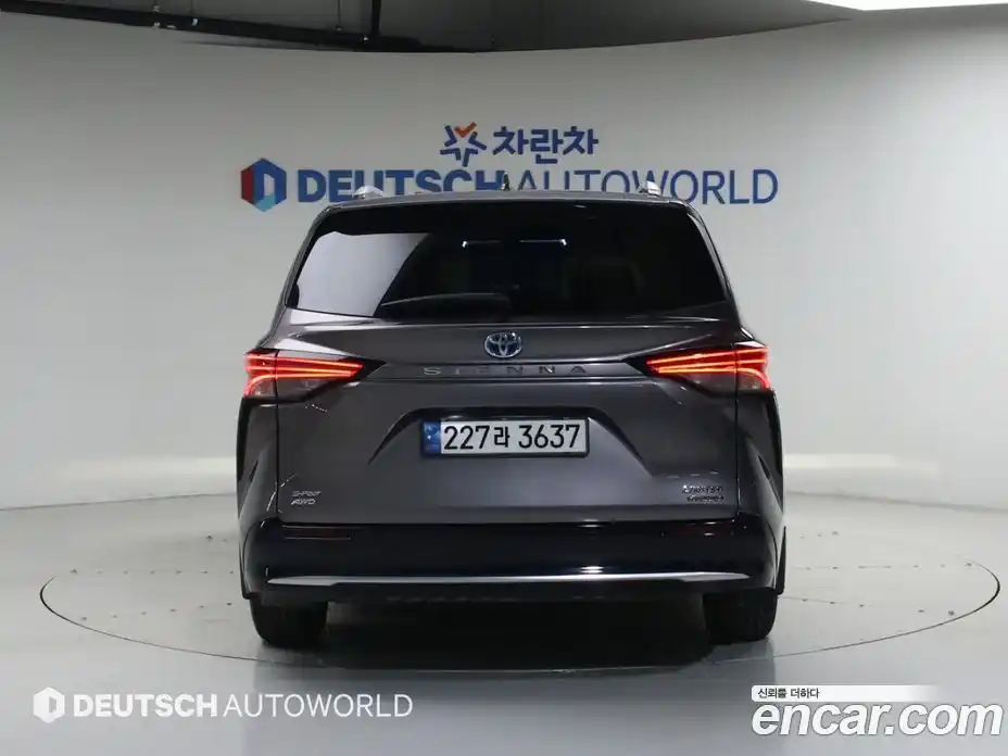 Toyota Sienna 2022 2.5 гидро, фото 4