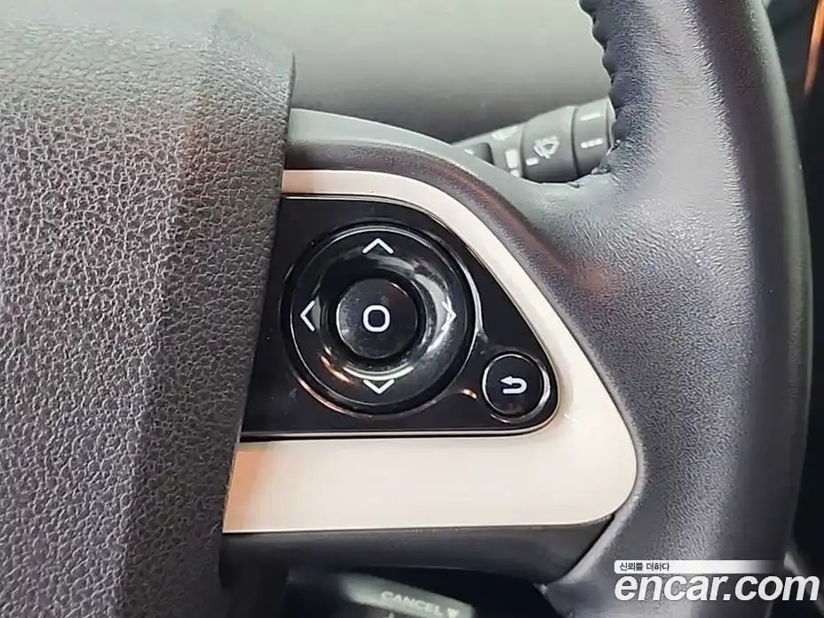 Toyota Prius 2018 1.8 гидро, фото 15