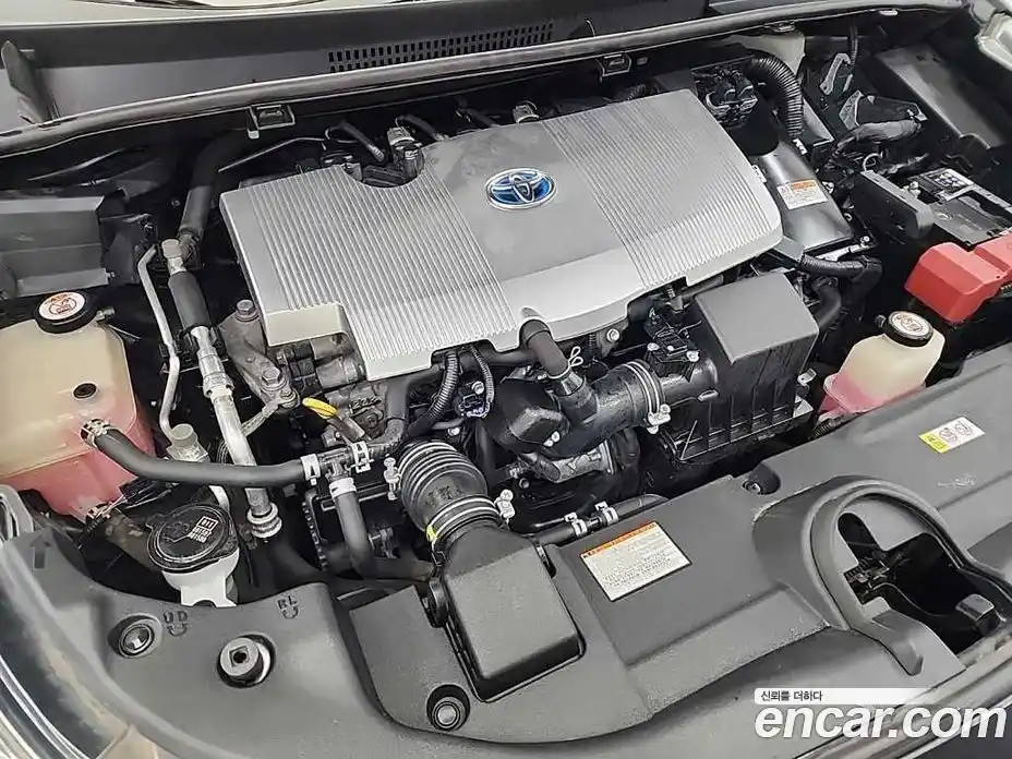 Toyota Prius 2018 1.8 гидро, фото 5