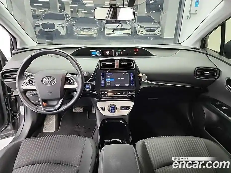 Toyota Prius 2018 1.8 гидро, фото 7