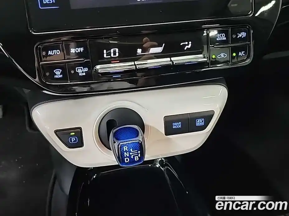 Toyota Prius 2018 1.8 гидро, фото 8