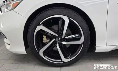 Honda Accord 2018 2.0 автомат (гидро), миниатюра 5