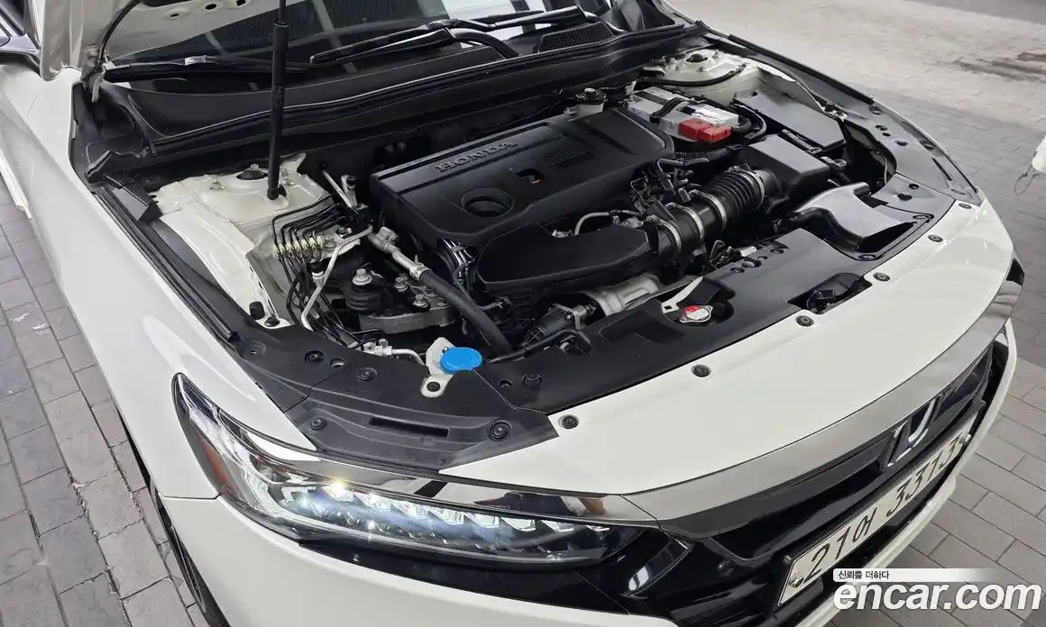 Honda Accord 2018 2.0 автомат (гидро), фото 6