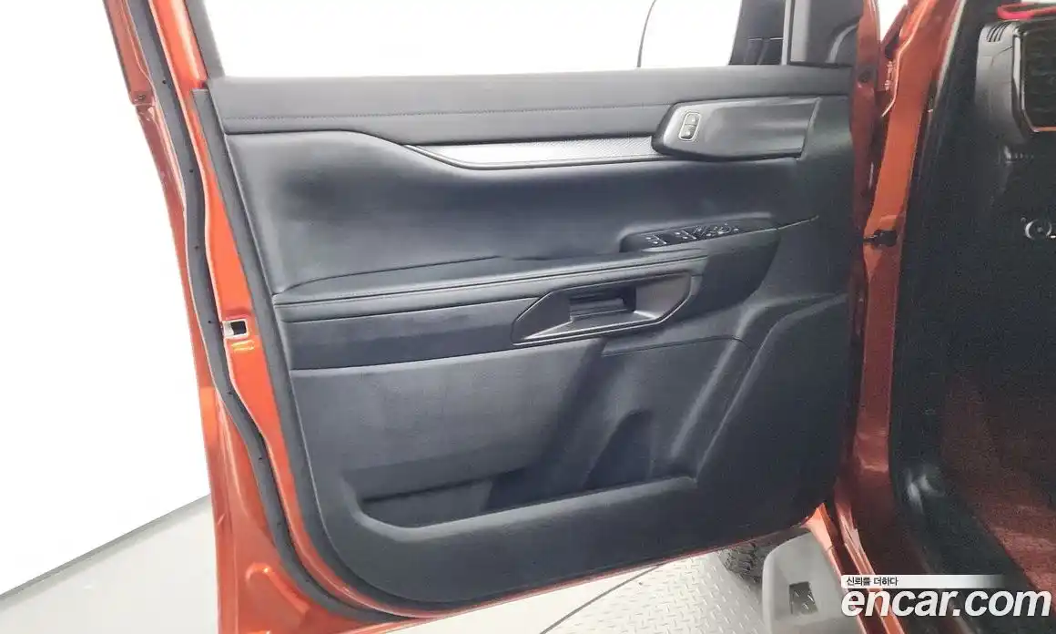 Ford Ranger 2023 2.0 автомат (гидро), фото 13