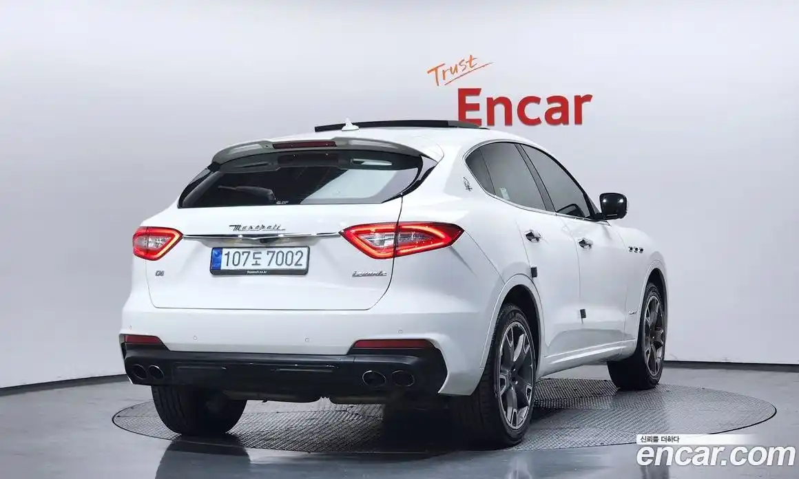 Maserati Levante 2020 3.0 гидро, фото 2