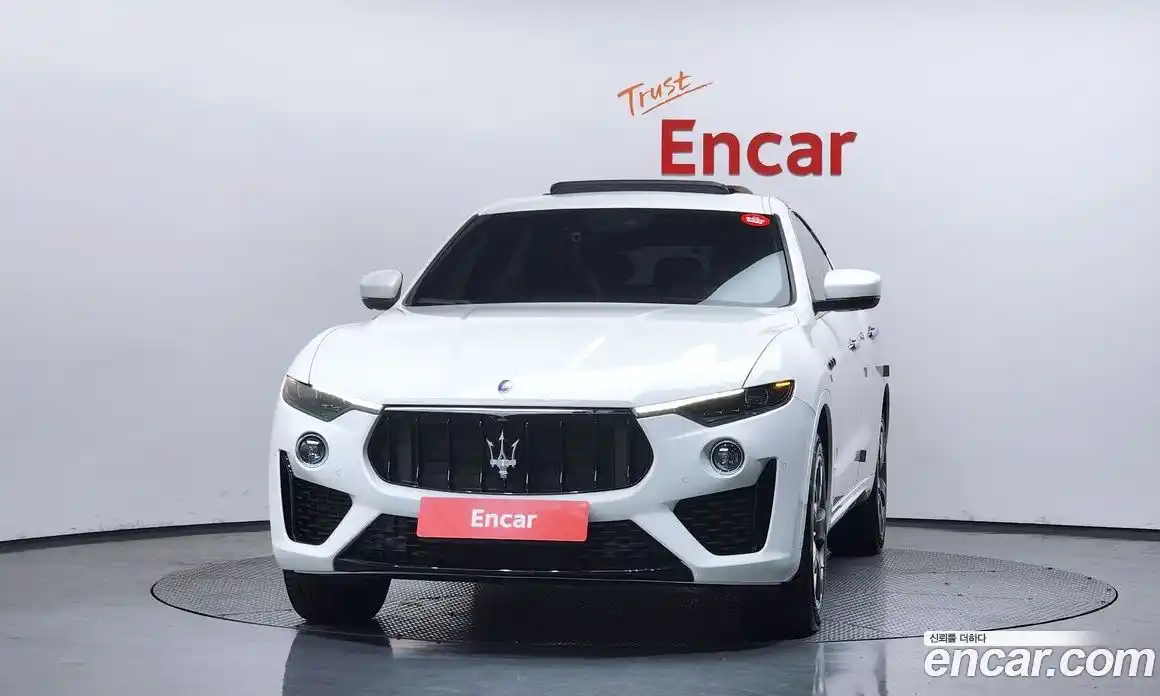 Maserati Levante 2020 3.0 гидро, фото 3