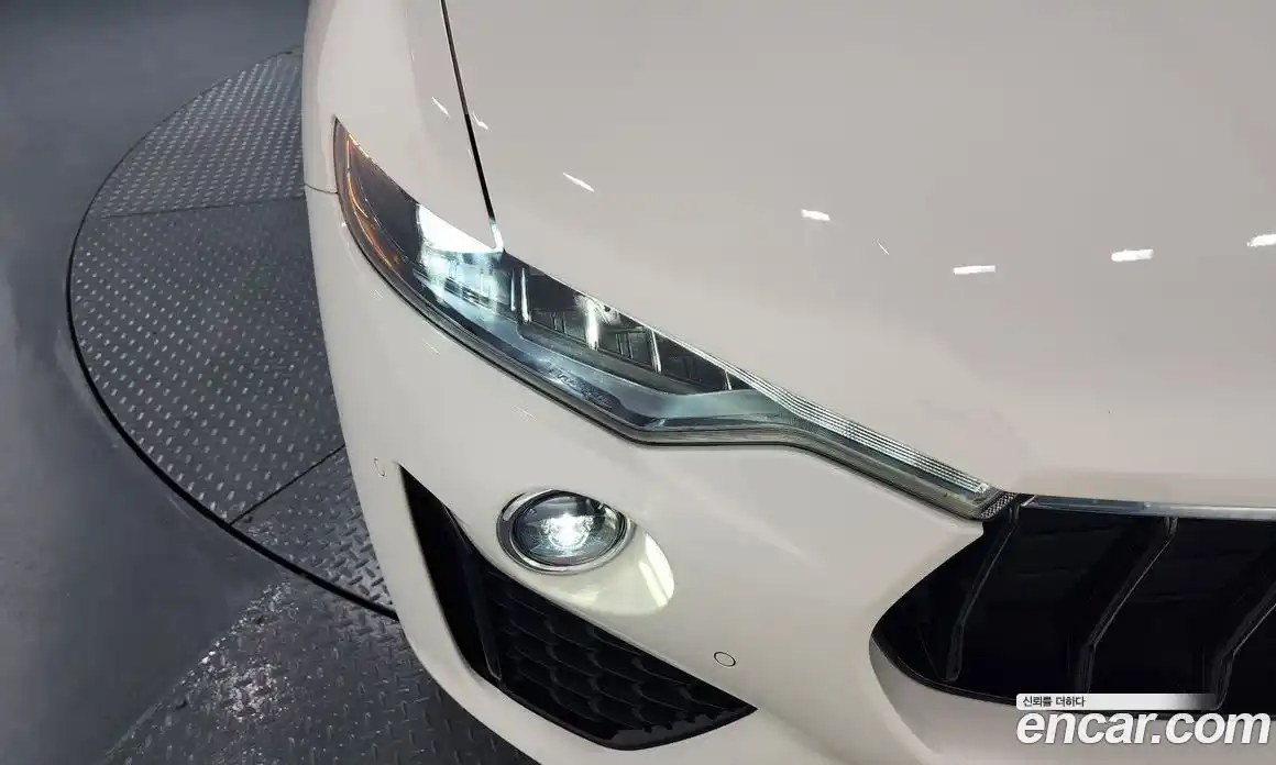 Maserati Levante 2020 3.0 гидро, фото 8