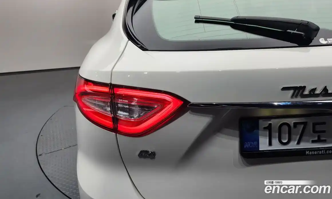 Maserati Levante 2020 3.0 гидро, фото 9